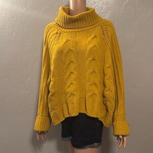 Size L Moon&Madison Yellow Sweater